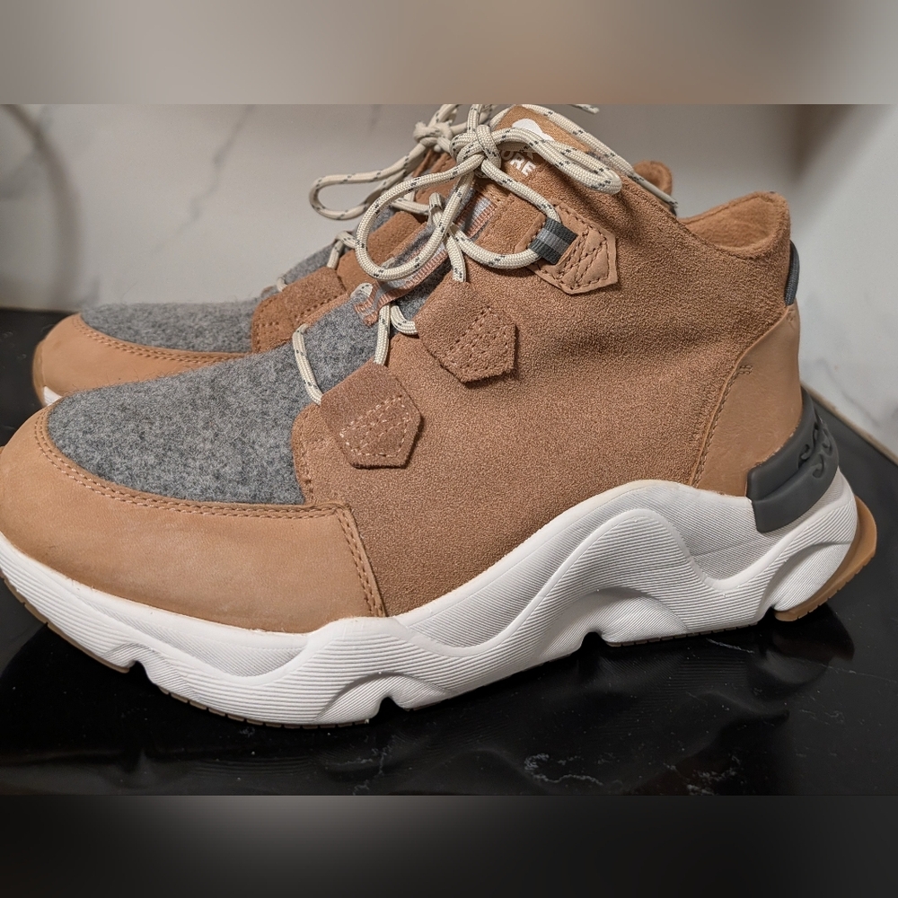 Sorel Kinetic Rngd Caribou Sneakers Wmn's Size 11 MSRP $150 - Picture 7 of 10